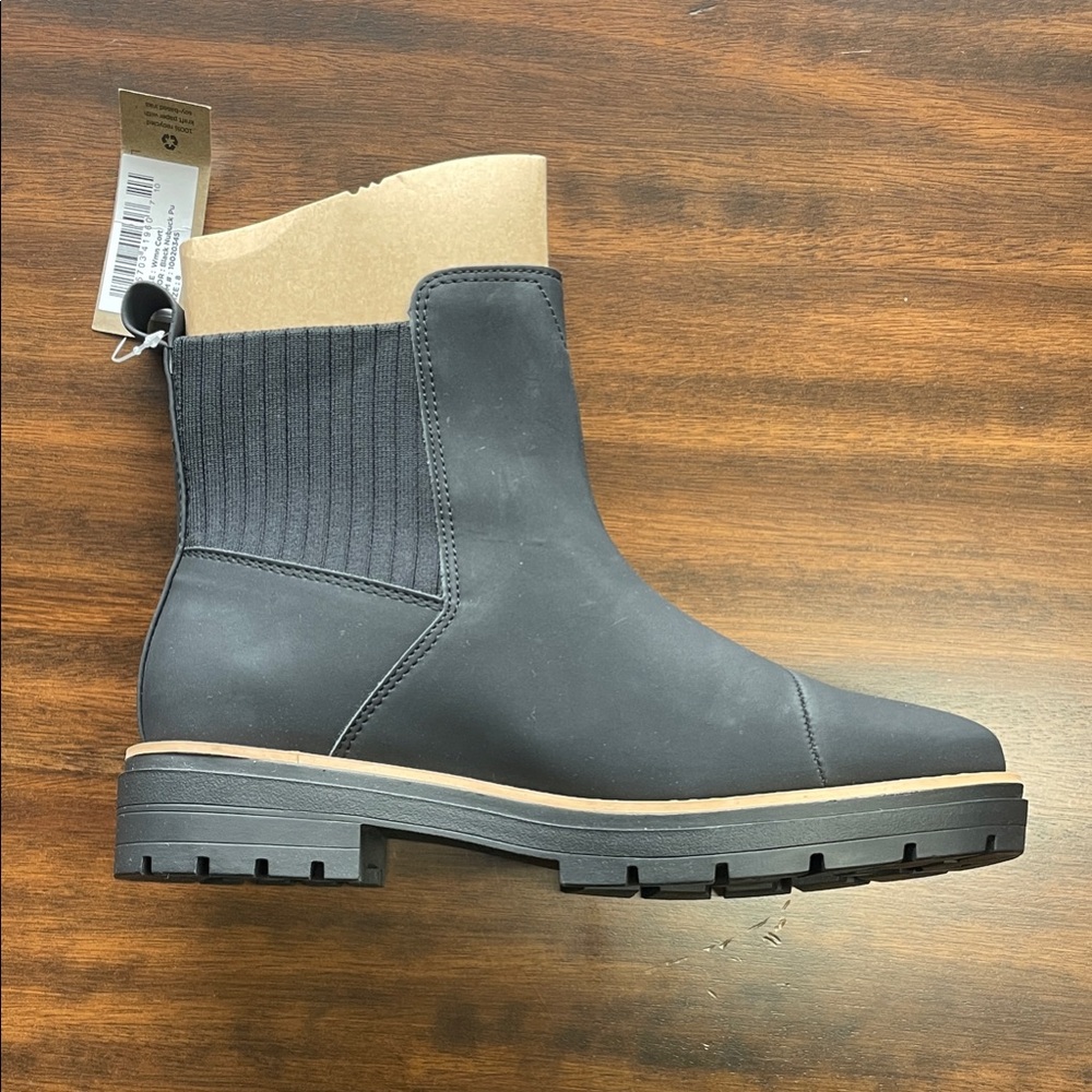 TOMS Black Nubuck Chelsea Boots (New In Box)